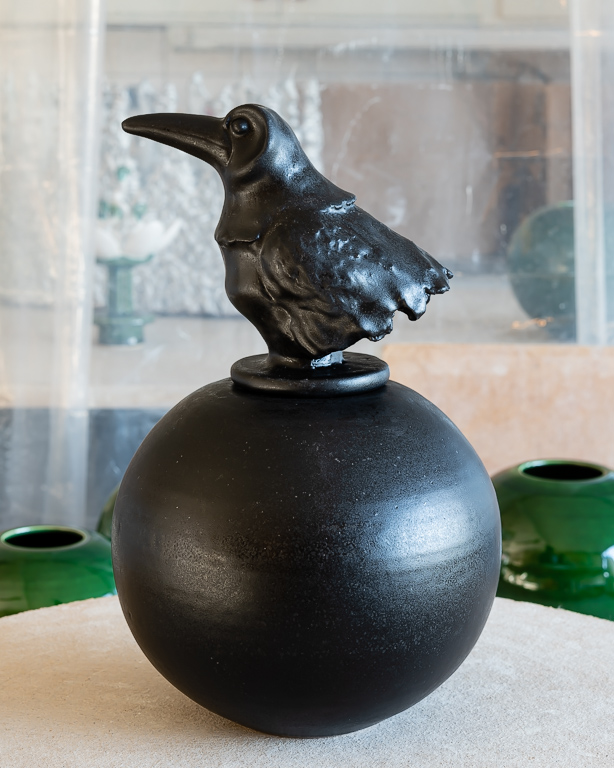 Burk Råka, keramik av Elna-Karin Helgesson